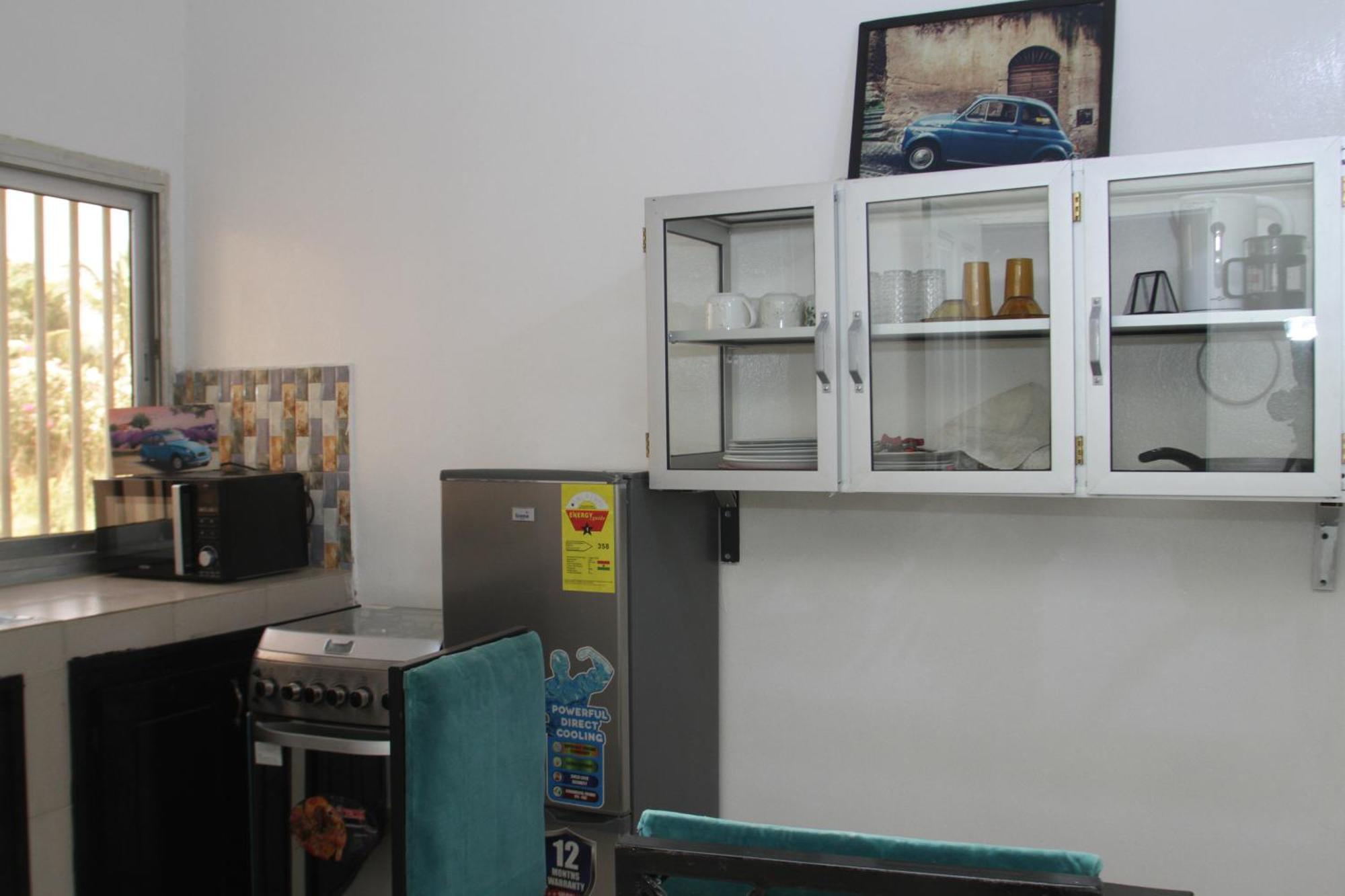 " Le Nid Douillet ", Un Fabuleux Studio, Calme, Cosy Et Bien Climatise Au Centre De Saly Bagian luar foto